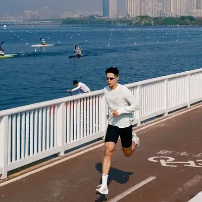 黄明